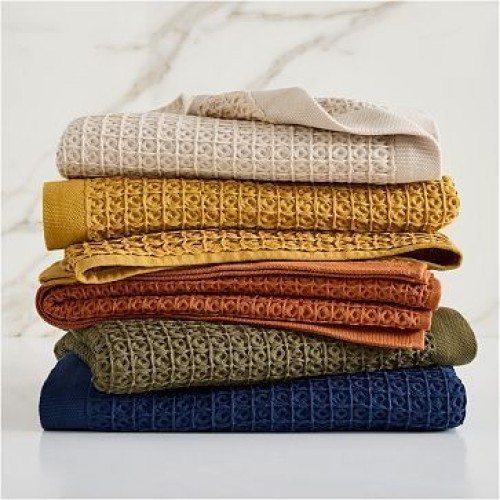 Durable Waffle Hand Towel 400 GSM Size 16 x 28 Inches